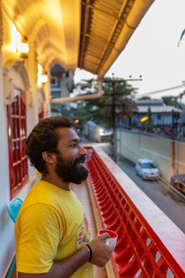 Gostops Lite Kochi Extérieur photo